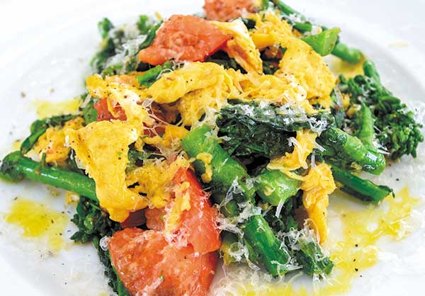 菜の花とトマトのアンチョビソテー