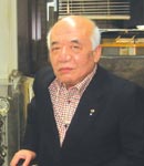 新郷 道明さん 68才
