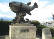 亀山八幡宮　ふくの像