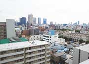 マンション屋上から大阪ビジネスパークを望む
