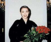 2001年7月2日宝塚歌劇団退団 (宝塚ホテルにて）