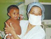 術前患者と　スリランカにて　2007年