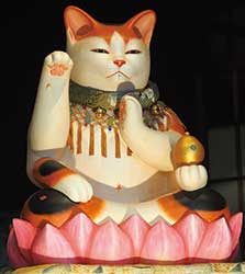 『薬師猫神様』大嶋山瑠璃寺(長野県高森町)所蔵