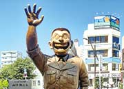 こち亀銅像