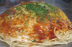 ミシュランでビブグルマンに輝いた「いっちゃん」のお好み焼き （「いっちゃん本店」:広島市東区光町1-6-30）