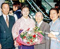 大学卒業式、大事な家族とともに