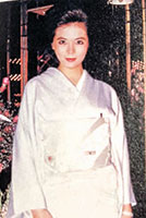 1983年、クラブ『修』のママ時代。この3カ月後に『クラブ由美』が誕生する