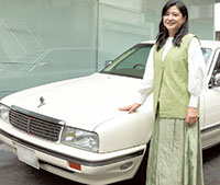  愛車のシーマ。24歳の時に購入し、30年以上乗り続けている