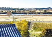 マンションからは利根川を眺めることができる