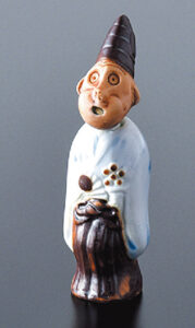 舌を出していない「舌出三番叟人形」15代平戸悦山作