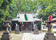 マンションのそばにある白幡神社。6月上旬に行われる夏祭りの準備が進められている。当日は縁日やキッチンカーなどでにぎわう