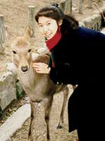 高校生の頃。修学旅行先の奈良公園にて