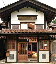 【岡山県新庄村】古民家を改造した「咲蔵家.」